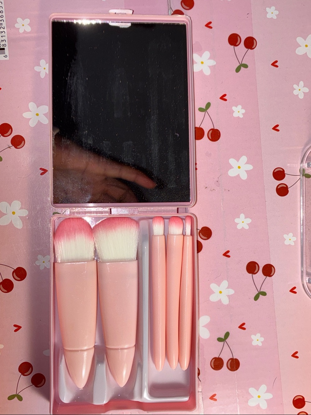 Compact Pink Portable Mirror& makeup brush set - Picture 4 of 4